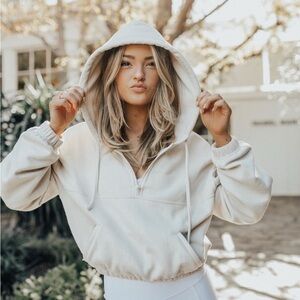 ALO Yoga Stadium Half Zip Hoodie - Bone